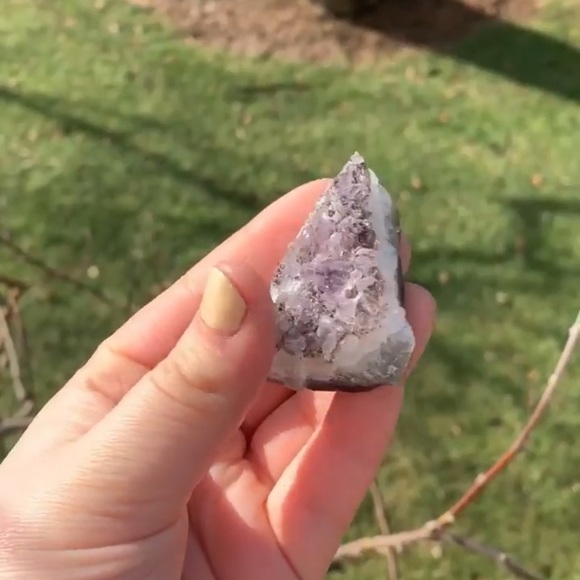 Amethyst crystal cluster - Picture 2 of 5